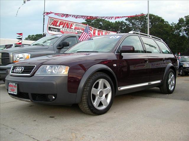 Audi allroad 2004 photo 2