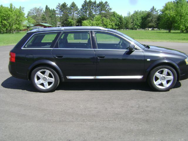 Audi allroad 2005 photo 2