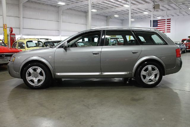 Audi allroad 2005 photo 2