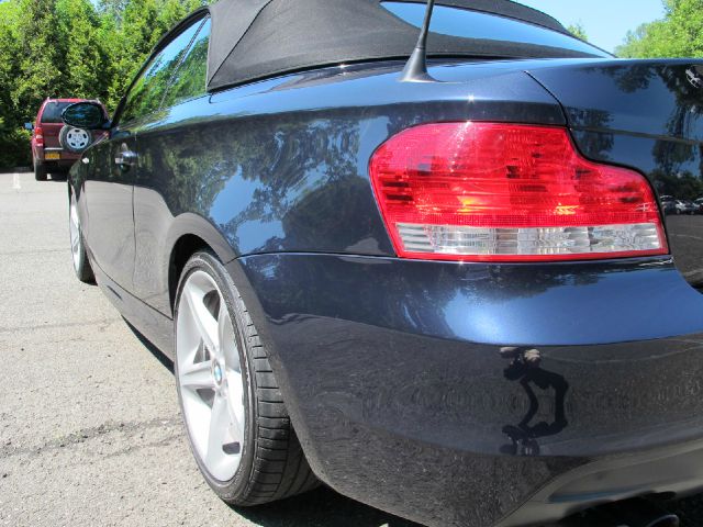 BMW 1 series 2008 photo 2