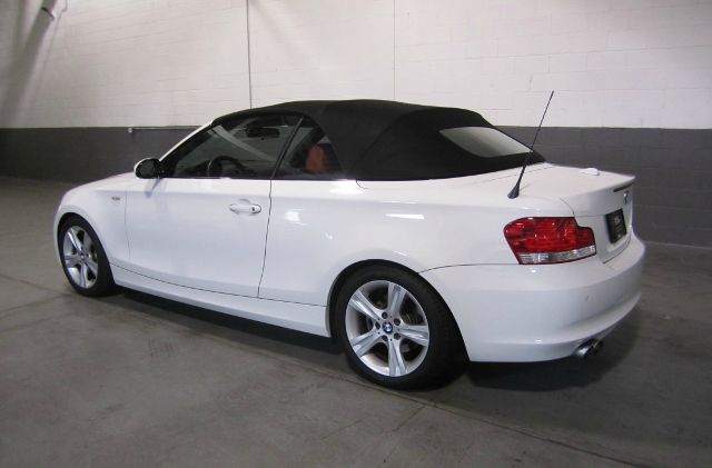 BMW 1 series 2008 photo 14