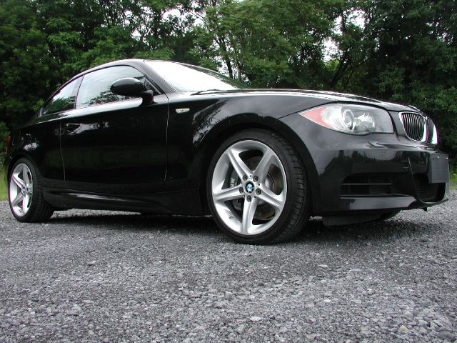 BMW 1 series 2008 photo 2