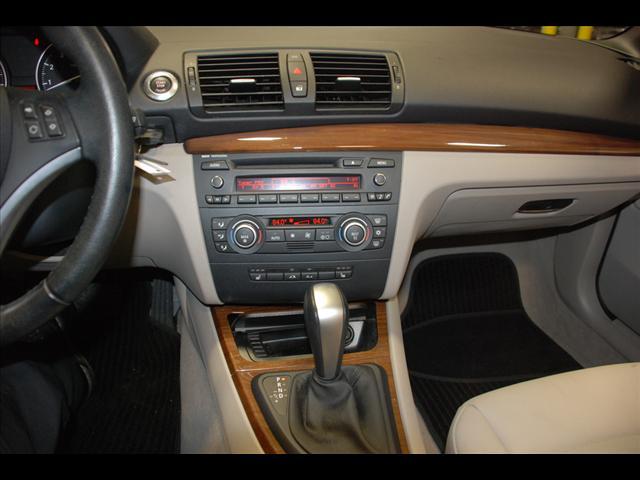 BMW 1 series 2008 photo 1