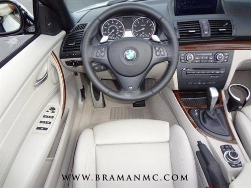 BMW 1 series 2010 photo 2