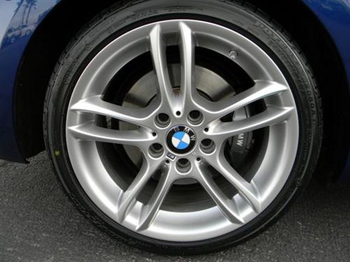 BMW 1 series 2010 photo 4