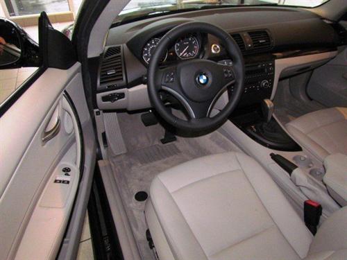 BMW 1 series 2010 photo 2