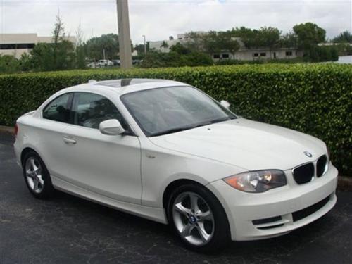 BMW 1 series 2010 photo 3