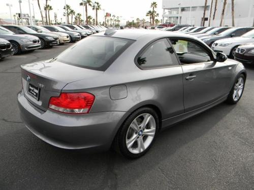 BMW 1 series 2010 photo 3