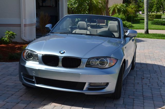 BMW 1 series 2011 photo 1