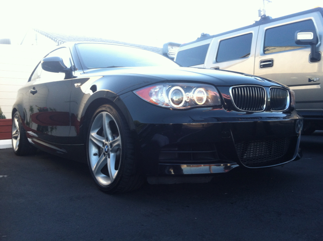 BMW 1 series 2011 photo 2