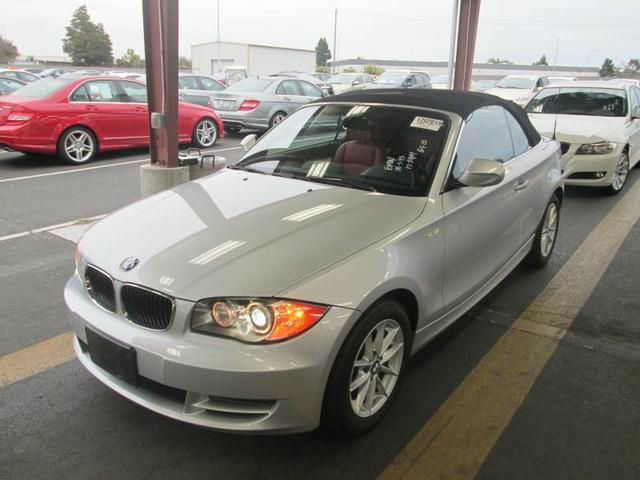 BMW 1 series 2011 photo 2