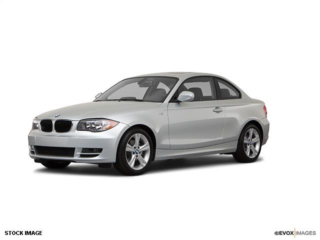 BMW 1 series 2011 photo 2