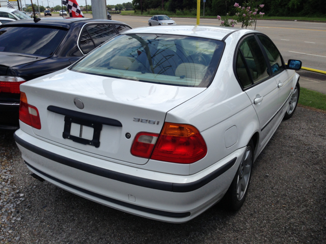 BMW 3-Series 2001 photo 9