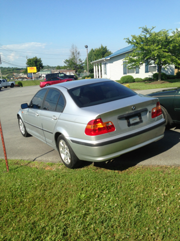 BMW 3-Series 2002 photo 1