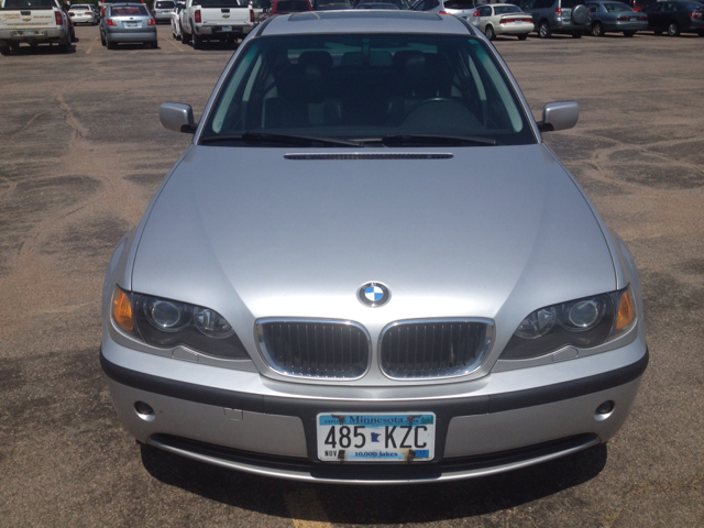 BMW 3-Series 2002 photo 3