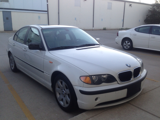 BMW 3-Series 2003 photo 3