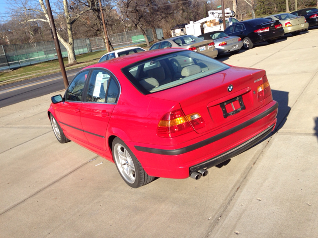 BMW 3-Series 2003 photo 2