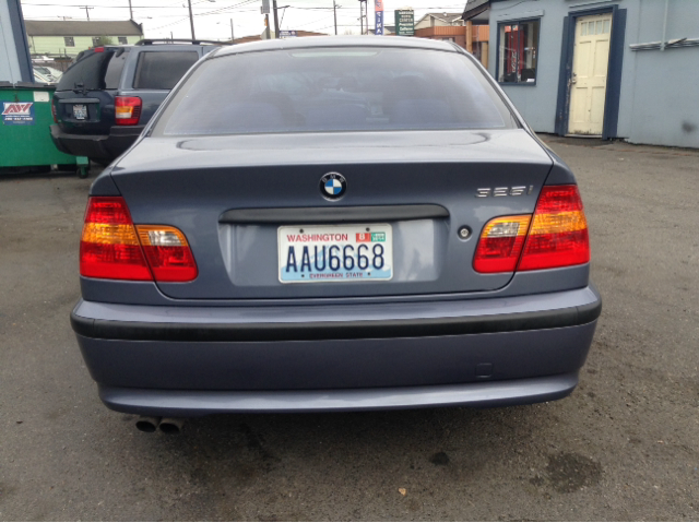 BMW 3-Series 2003 photo 2