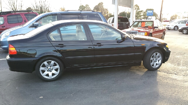 BMW 3-Series 2005 photo 1