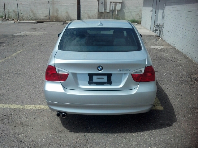 BMW 3-Series 2006 photo 4