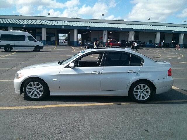 BMW 3-Series 2006 photo 1