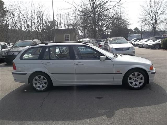 BMW 3 series 2000 photo 1