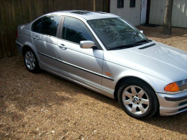 BMW 3 series 2000 photo 2