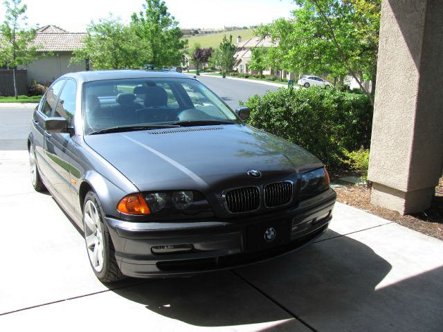 BMW 3 series 2000 photo 3