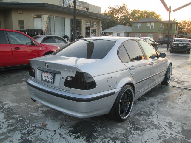 BMW 3 series 2002 photo 2