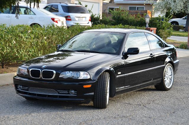 BMW 3 series 2003 photo 2