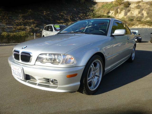 BMW 3 series 2003 photo 2