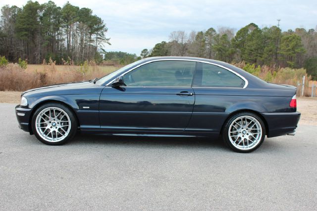 BMW 3 series 2003 photo 2