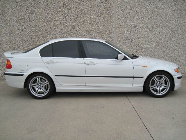 BMW 3 series 2003 photo 2