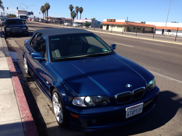 BMW 3 series 2003 photo 2