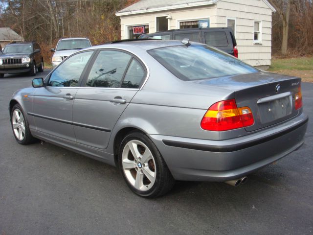 BMW 3 series 2004 photo 3