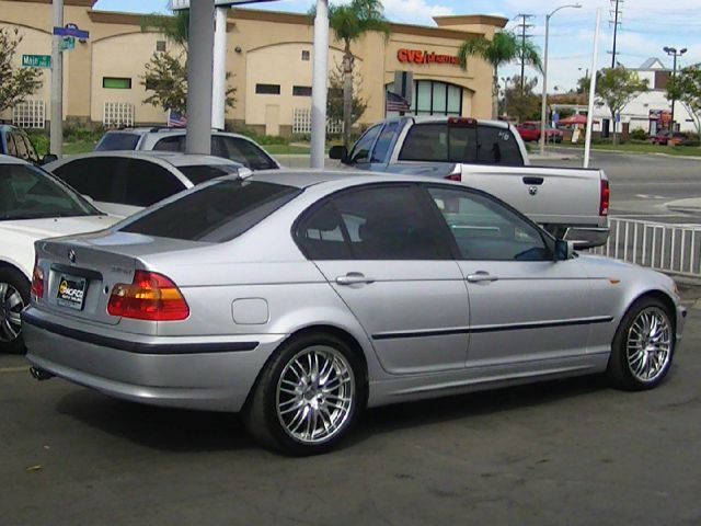 BMW 3 series 2005 photo 1