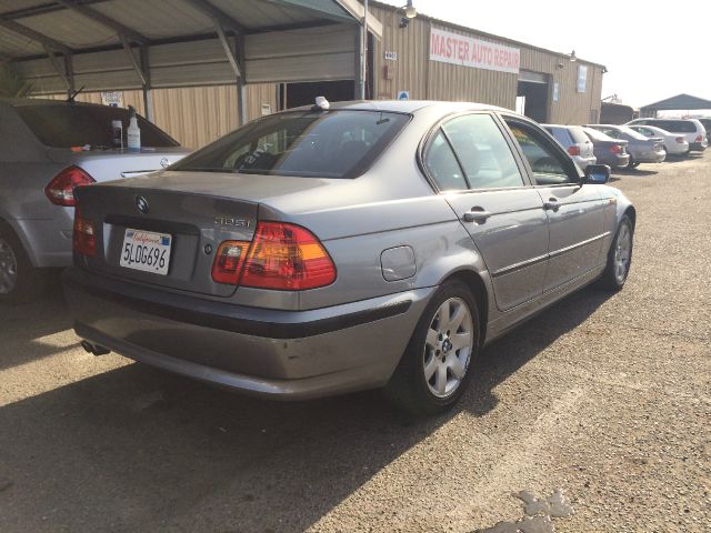 BMW 3 series 2005 photo 2