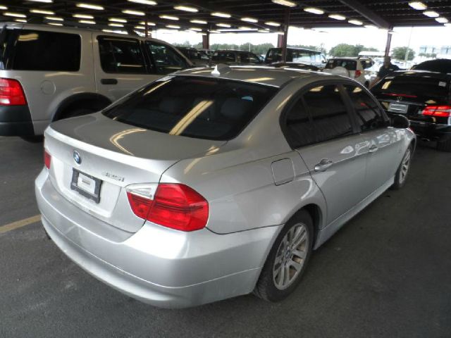 BMW 3 series 2006 photo 1