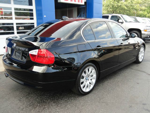 BMW 3 series 2006 photo 2