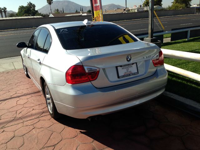 BMW 3 series 2006 photo 1