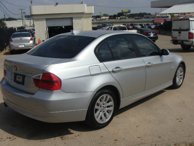 BMW 3 series 2006 photo 2