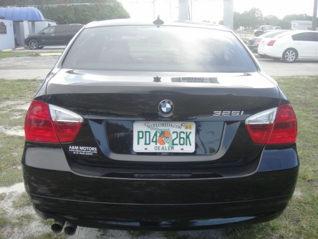 BMW 3 series 2006 photo 2