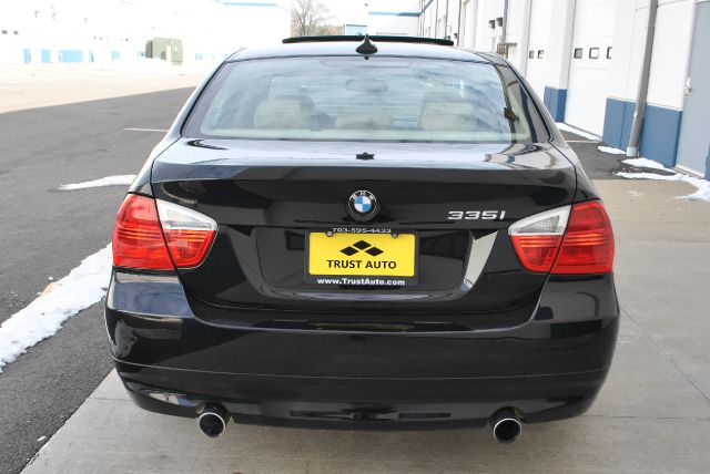 BMW 3 series 2007 photo 2