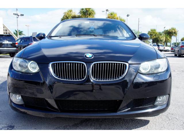 BMW 3 series 2009 photo 2