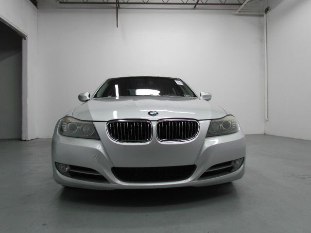 BMW 3 series 2009 photo 1