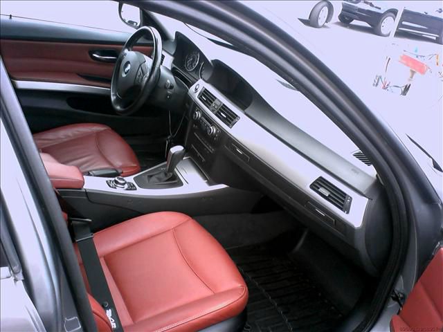 BMW 3 series 2009 photo 4