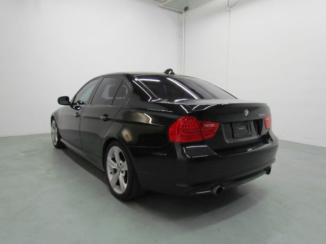 BMW 3 series 2009 photo 2