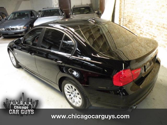 BMW 3 series 2009 photo 2