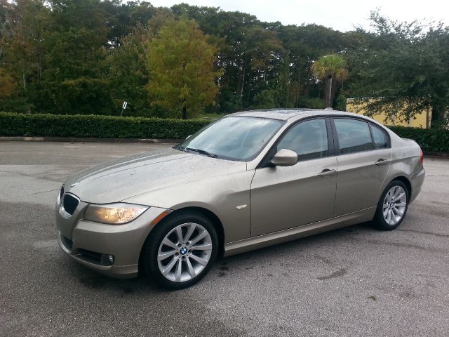 BMW 3 series 2011 photo 4