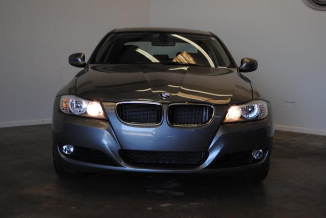 BMW 3 series 2011 photo 3